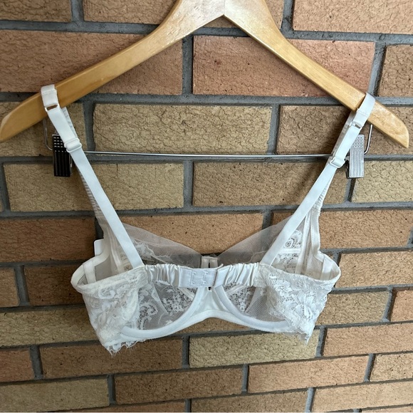 NWT Wacoal Center Stage Underwire Unlined Bra White Lace Mesh 855323 Size 32D - Picture 6 of 6